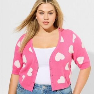 TORRID PINK HEARTS 💕 Sweater Shrug Cardigan NWT Size 3 (22/24) VALENTINE'S DAY!